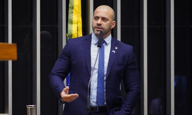 STF anula indulto de Bolsonaro a Daniel Silveira