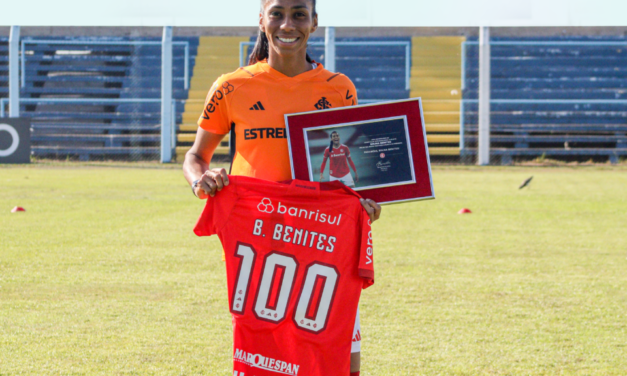 Capitã Colorada, Bruna Benites completa 100 jogos pelo Internacional