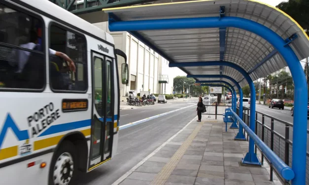 Mais três linhas de ônibus poderão circular sem cobradores a partir deste sábado