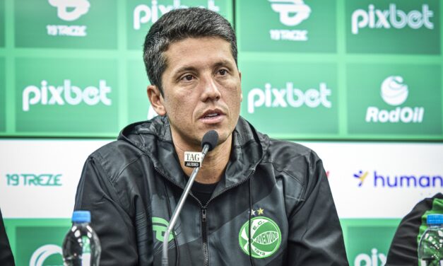 Juventude apresenta novo técnico Thiago Carpini