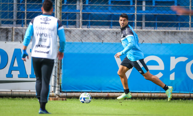Grêmio finaliza preparação e viaja para decisão com o Cruzeiro pela Copa do Brasil