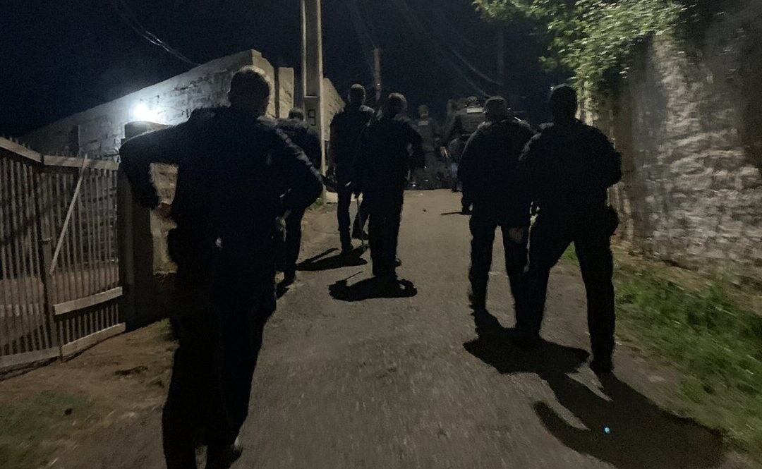 Polícia Civil prende suspeitos de integrar quadrilha que roubava cargas de cigarro