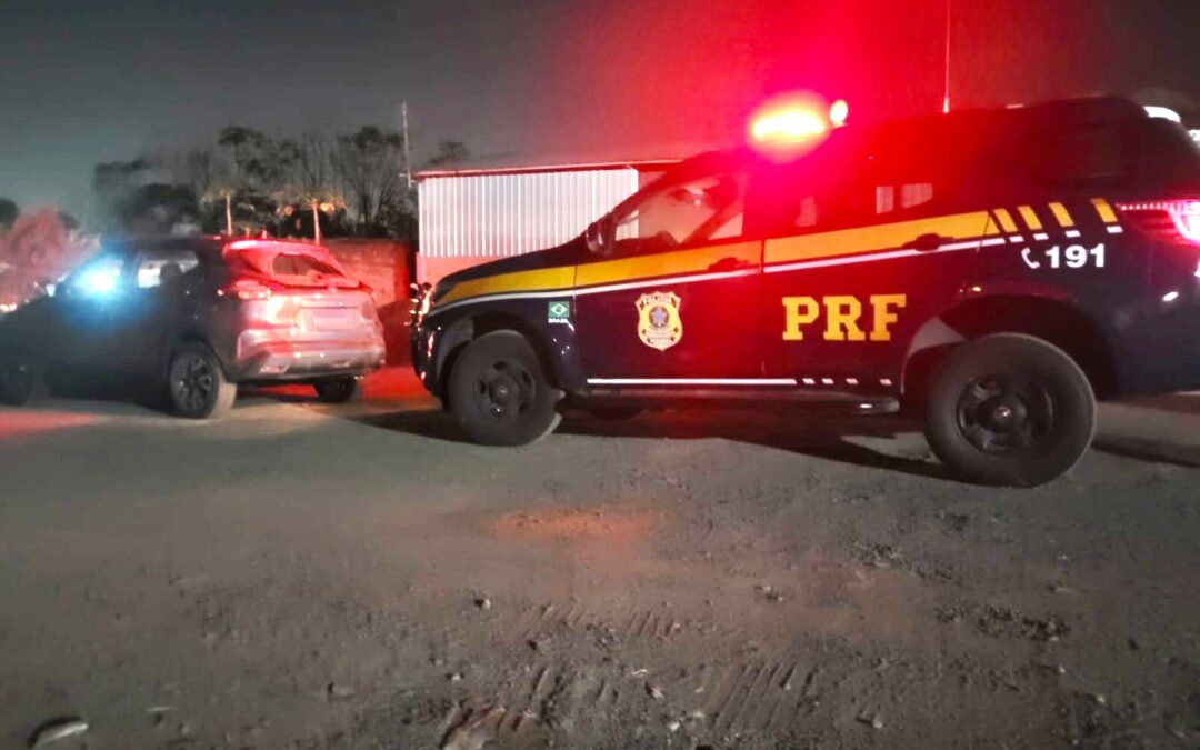 PRF prende homem e recupera carro furtado de locadora em Montenegro