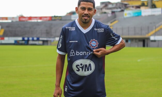 Soares é apresentado no Caxias e destaca expectativas: “quero mostrar o meu futebol”