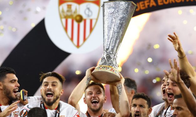 Ex-atleta do Juventude e Grêmio é campeão da Liga Europa