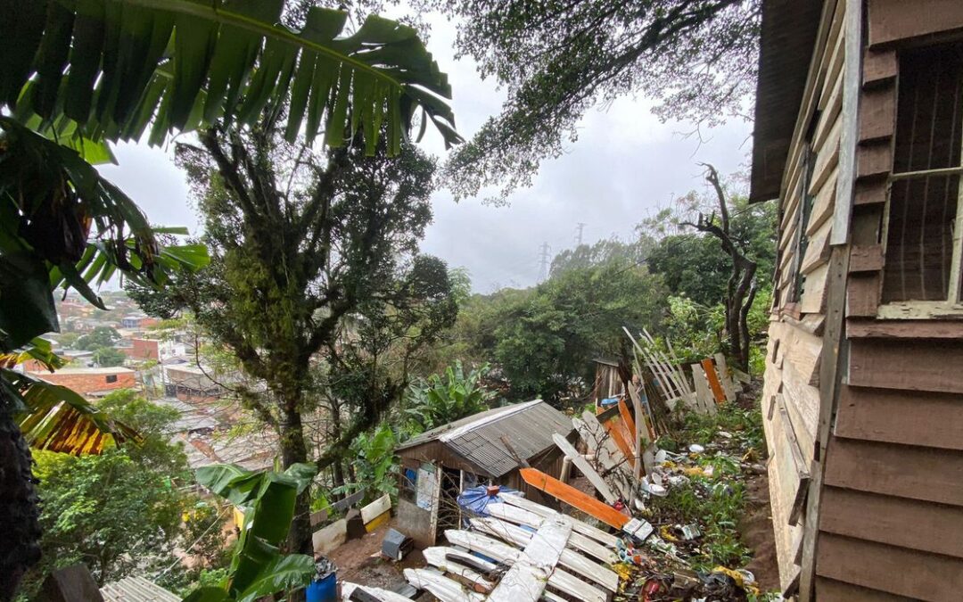 ATUALIZAÇÃO: Já são 13 mortos pelo ciclone; quatro pessoas seguem desaparecidas