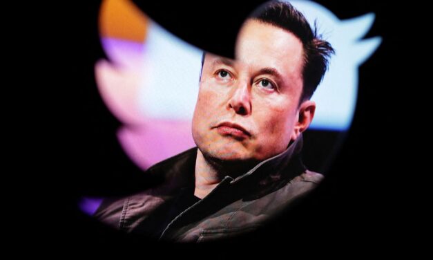 Elon Musk anuncia que usuários não verificados do Twitter poderão ler 1.000 posts por dia