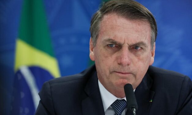 Defesa de Bolsonaro diz que origem de R$ 17 milhões recebidos via Pix é “absolutamente lícita”