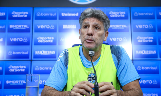 Renato Portaluppi pede novo 9 para o Grêmio por conta de dores de Suárez: “faz muita falta”