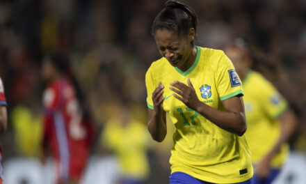 Ary Borges marca hat-trick, concede assistência e é destaque na estreia da Copa do Mundo