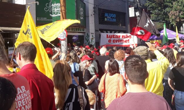 “Se cuidem fascistas de plantão em Porto Alegre”, discursa deputada