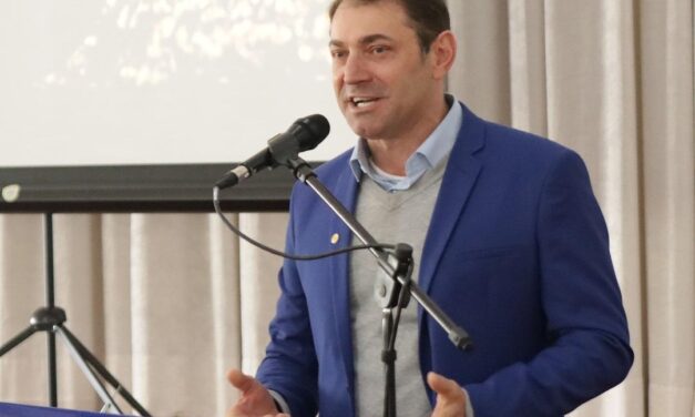 Deputado Paparico Bacchi lidera encontro regional em busca da pavimentação da ERS-428