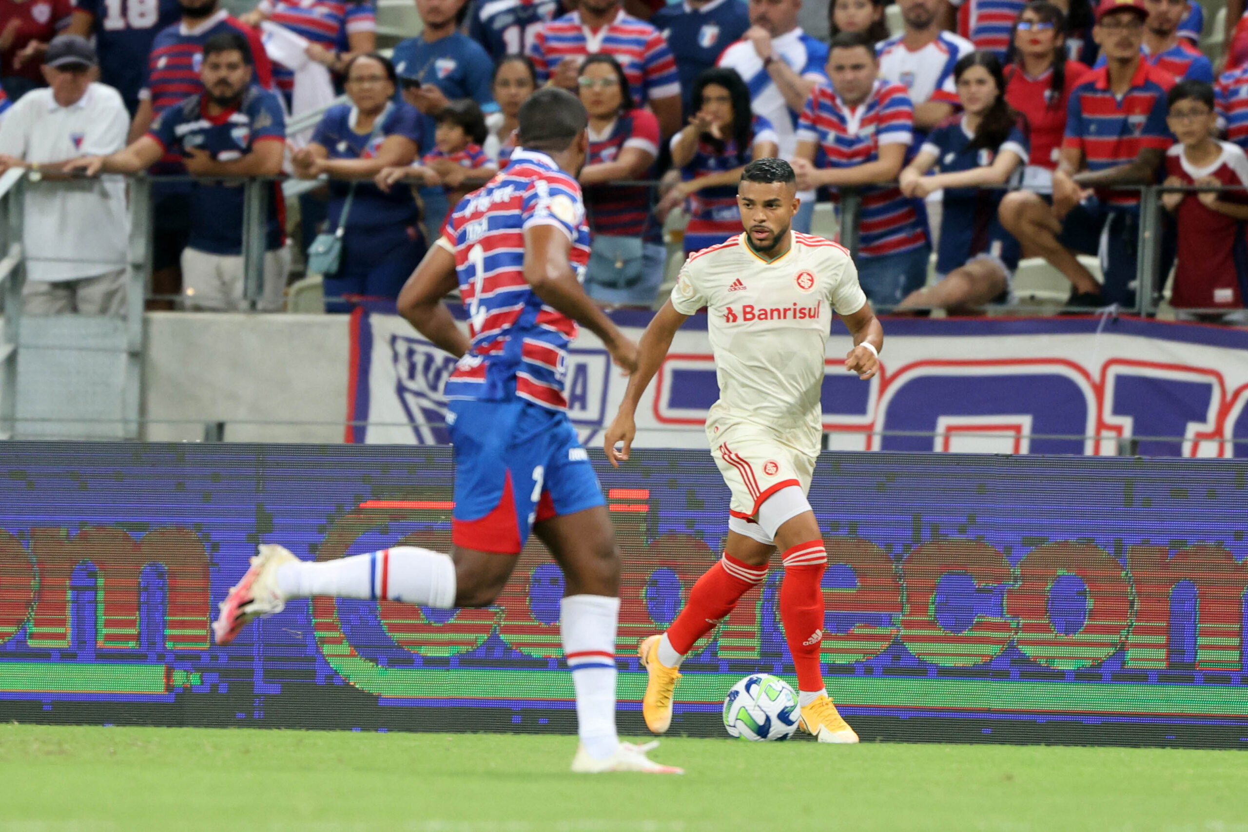 Inter e Caxias empatam e decisão fica para o jogo de volta no Beira-Rio -  RDCTV - Rede Digital de Comunicação