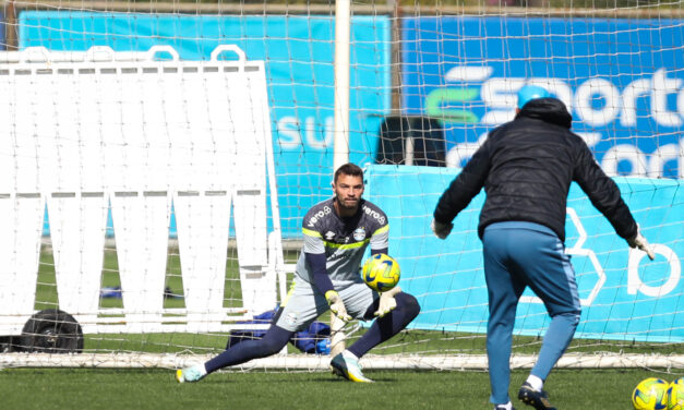 Pode trazer a classificação na Copa do Brasil? Gabriel Grando é o goleiro com mais defesas difíceis do Brasileirao 2023