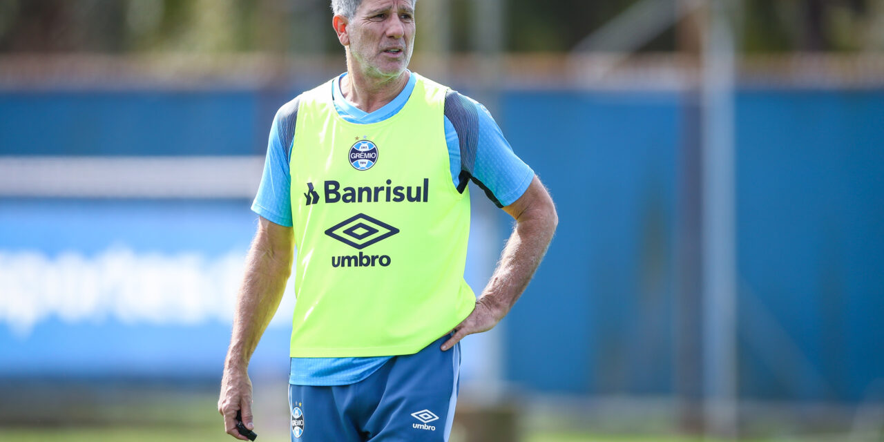 Treino do Grêmio: Fábio retorna e Renato tem nova conversa com grupo