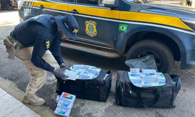 PRF prende homem com 178 celulares em Passo Fundo