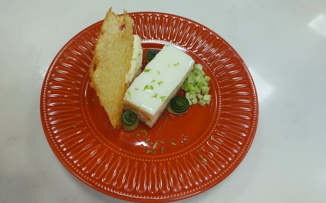 Receita do Pode Chegar: Torta de pepino com chocolate branco e queijo da chef Bárbara Oliveira