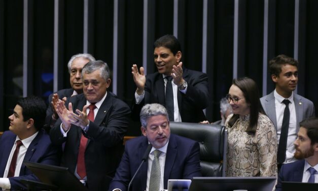 Câmara volta a discutir novo arcabouço fiscal