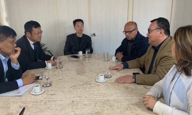 Delegação chinesa faz visita inédita à Expointer