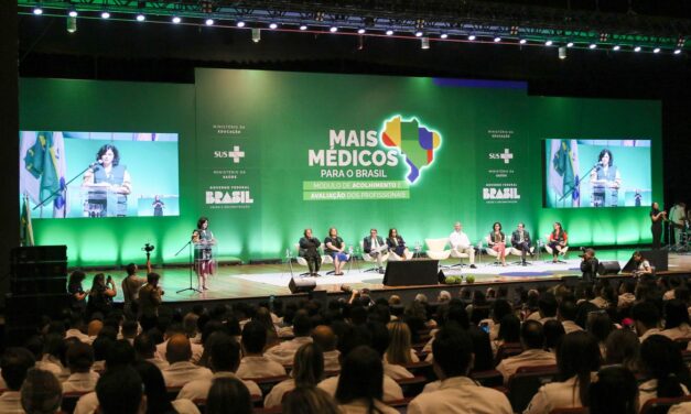 Curso de formação do Mais Médicos conta com 1 mil profissionais