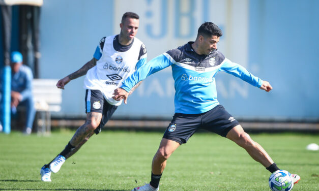 Com os novos contratados em campo, Grêmio treina nesta quarta-feira