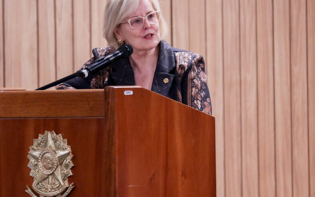 Rosa Weber: combate a fake news motiva discurso de ódio ao jornalismo