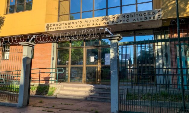 Câmara de Porto Alegre discute projeto que institui Programa de Demissão Voluntária de servidores do Demhab