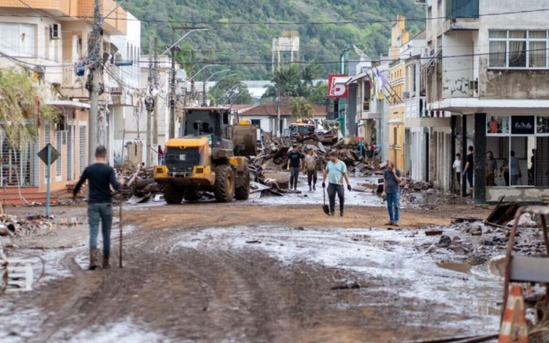 Beneficiários do primeiro lote do Programa Volta por Cima recebem recurso do Estado nesta quinta (21)
