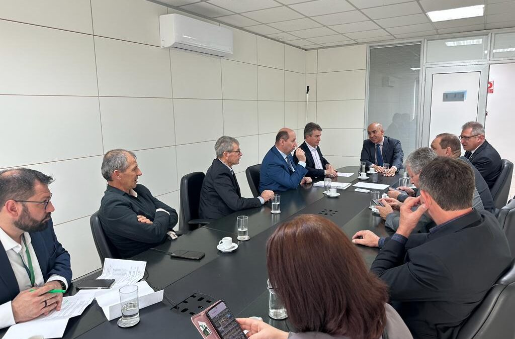 Frente Parlamentar da Agropecuária vai a Brasília por apoio agricultores atingidos pelas enchentes