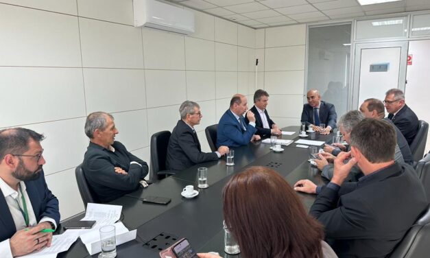 Frente Parlamentar da Agropecuária vai a Brasília por apoio agricultores atingidos pelas enchentes