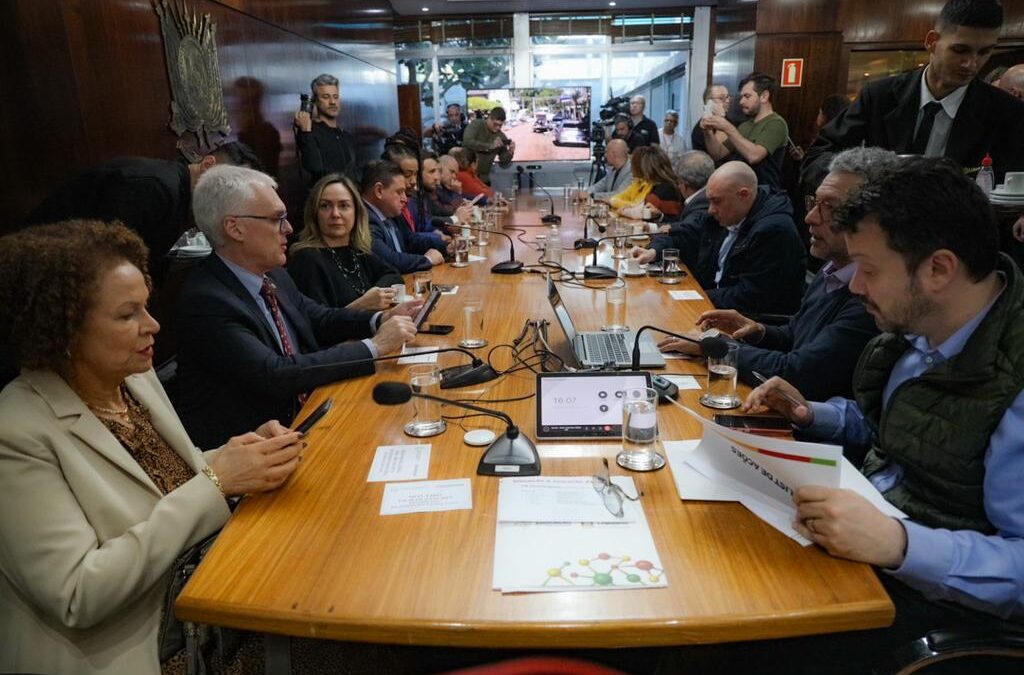 MPRS participa de reunião para criar força-tarefa para auxílio às vítimas das enchentes