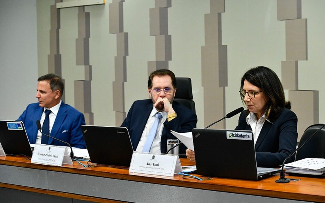 Relação de secretária do Meio Ambiente com ONGs é questionada por senadores por meio de CPI