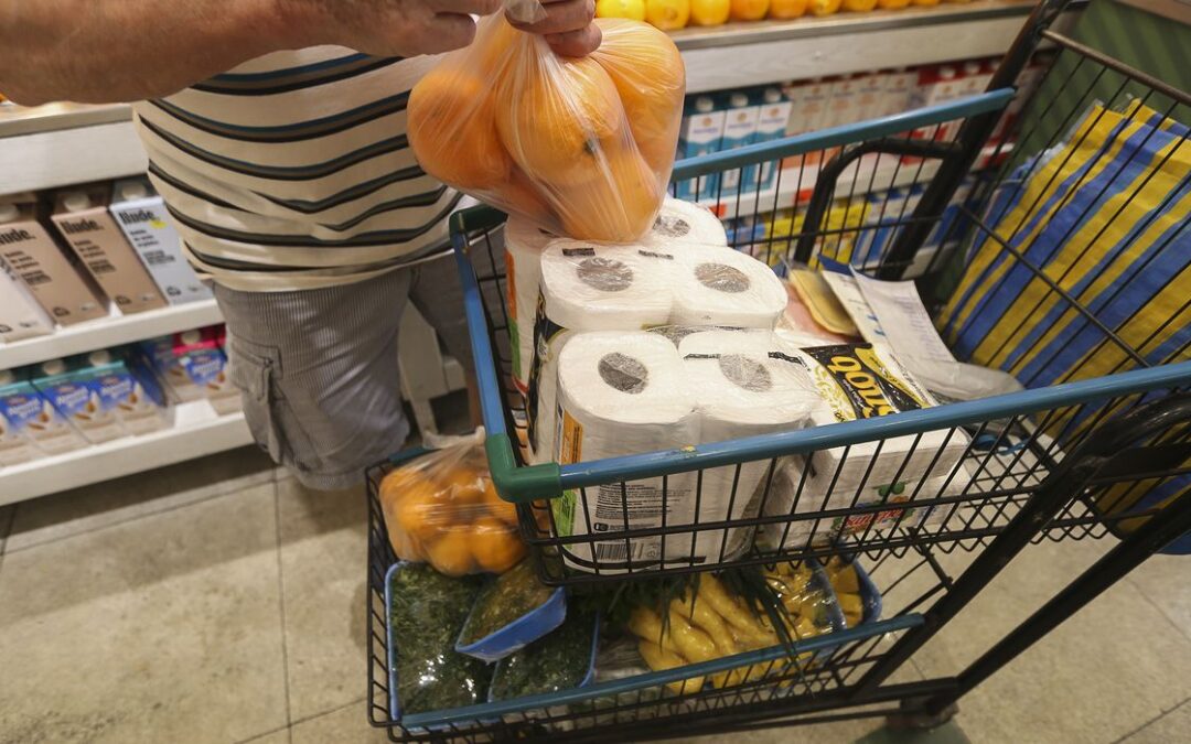 Porto Alegre tem cesta básica mais cara do mês de agosto