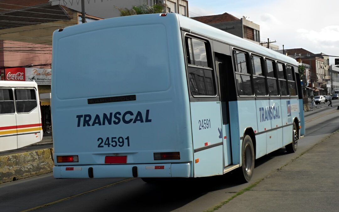 Viagens de ônibus intermunicipais sofrem alterações devido a bloqueios em rodovias
