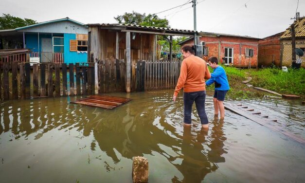 Programa de recuperação emergencial e auxílio humanitário beneficia vítimas das cheias em Porto Alegre