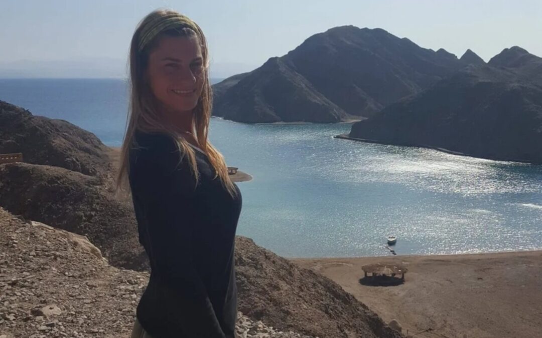 Itamaraty confirma morte da brasileira Karla Stelzer Mendes, vítima de ataques do Hamas