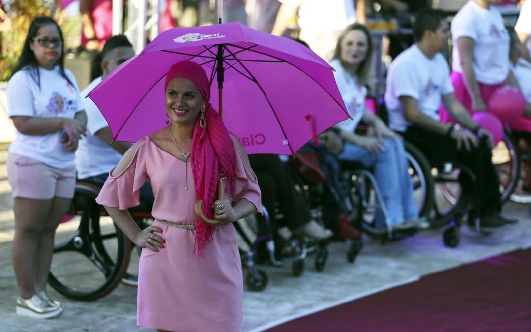 Outubro Rosa: mês de prevenção ao câncer de mama