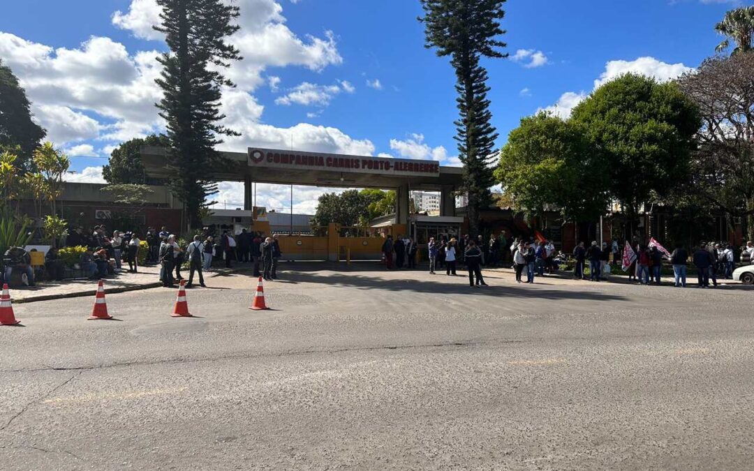 Trabalhadores da Carris fazem paralisação contra a venda da companhia