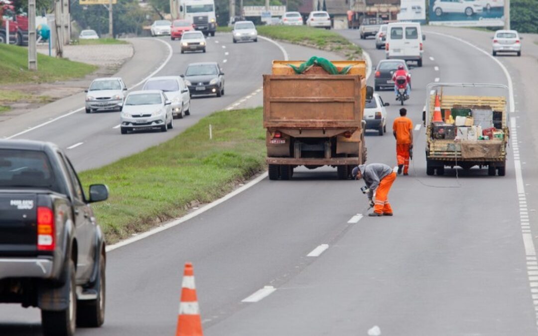 Licitações da semana contam com caminhões para o corpo de bombeiros e obras na rodovia ERS-520