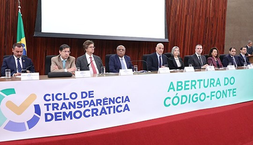 Alexandre Moraes reafirma confiabilidade da urna eletrônica em cerimônia de abertura do código-fonte