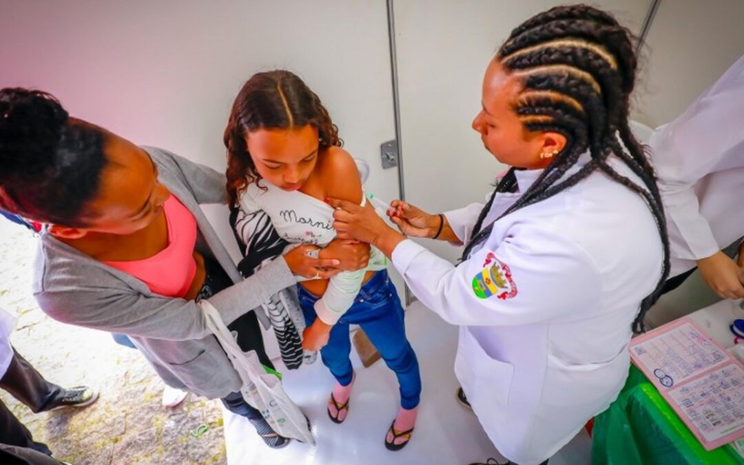 140 mil crianças e adolescentes compareceram as unidades básicas de saúde no dia D da Campanha de Multivacinação