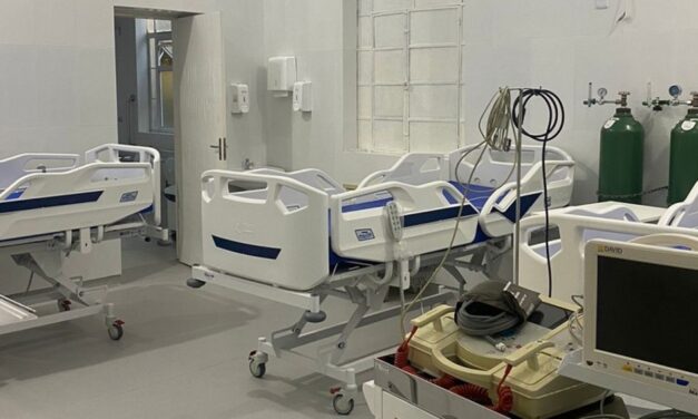 Hospital Roque Gonzales, de Roca Sales, é reaberto após enchente