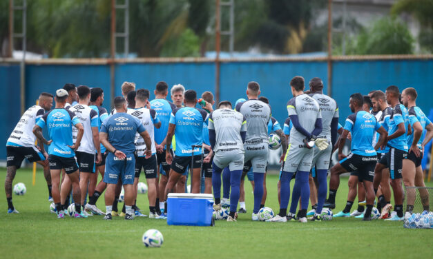 Treino do Grêmio: Suárez se reapresenta após Data-Fifa; zagueiro é reintegrado ao grupo