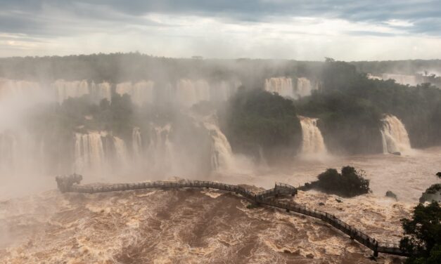 Acesso à Passarela das Cataratas do Iguaçu é reaberto neste sábado