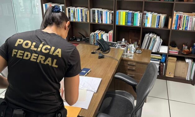 Apoio de comissão de valores mobiliários com o apoio da polícia federal investigam fraudes no valor de 451 milhões