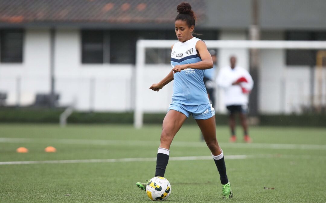 Grêmio encaminha contratação de zagueira ex-Santos