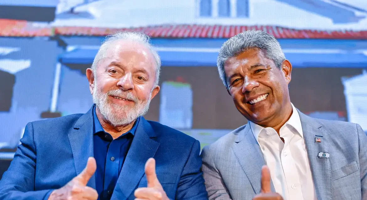 Lula assina acordo para criação de parque aeroespacial na Bahia