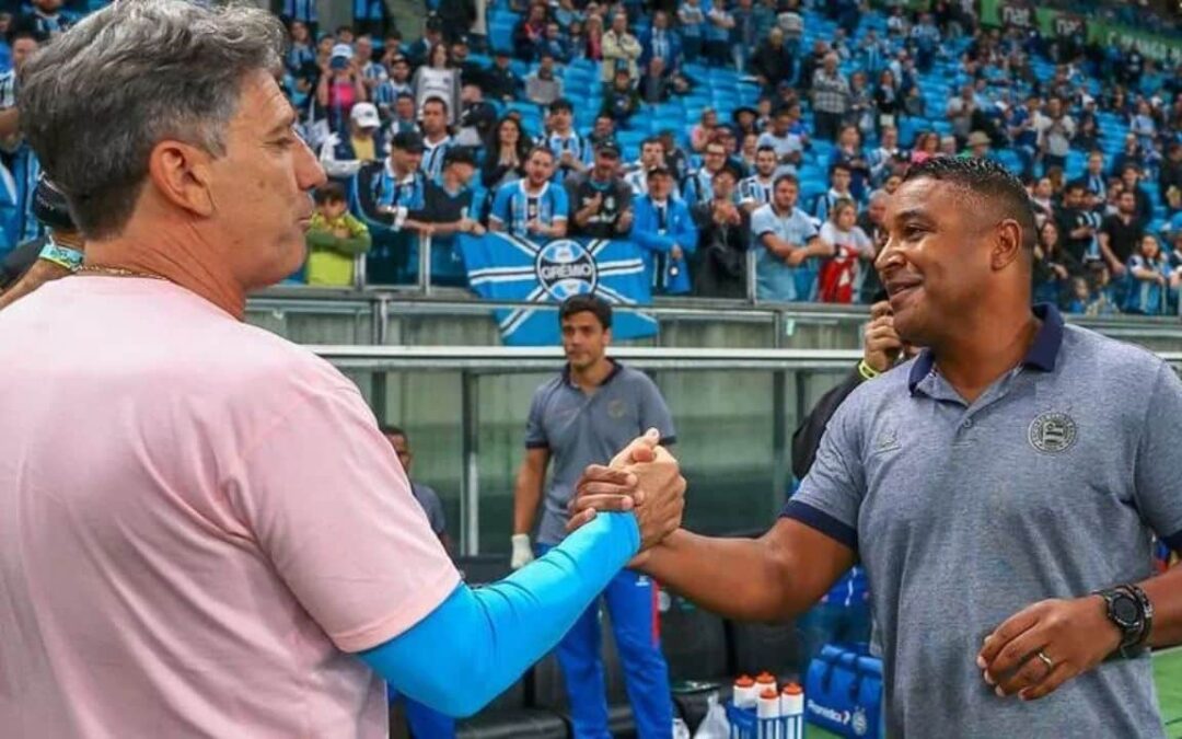 Roger Machado leva vantagem no embate particular contra Renato Portaluppi