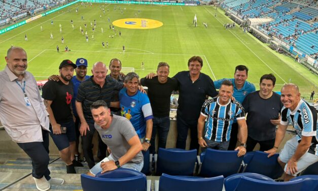 Ídolos do Grêmio estiveram na Arena para assistir jogo contra o Novo Hamburgo