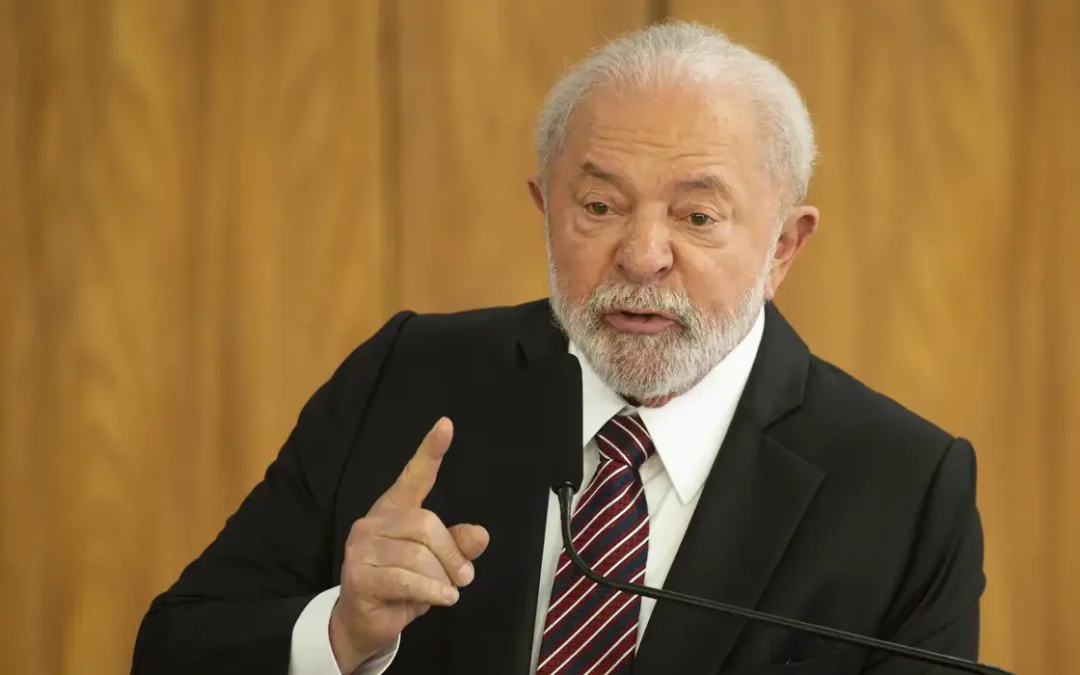 Oposição protocola pedido de impeachment de Lula por fala sobre Israel